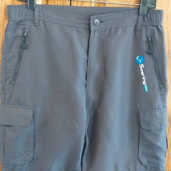 Soaring NWOT Men's Size Medium Zip Off Trousers Carbon Grey Gliding Hiking Sport